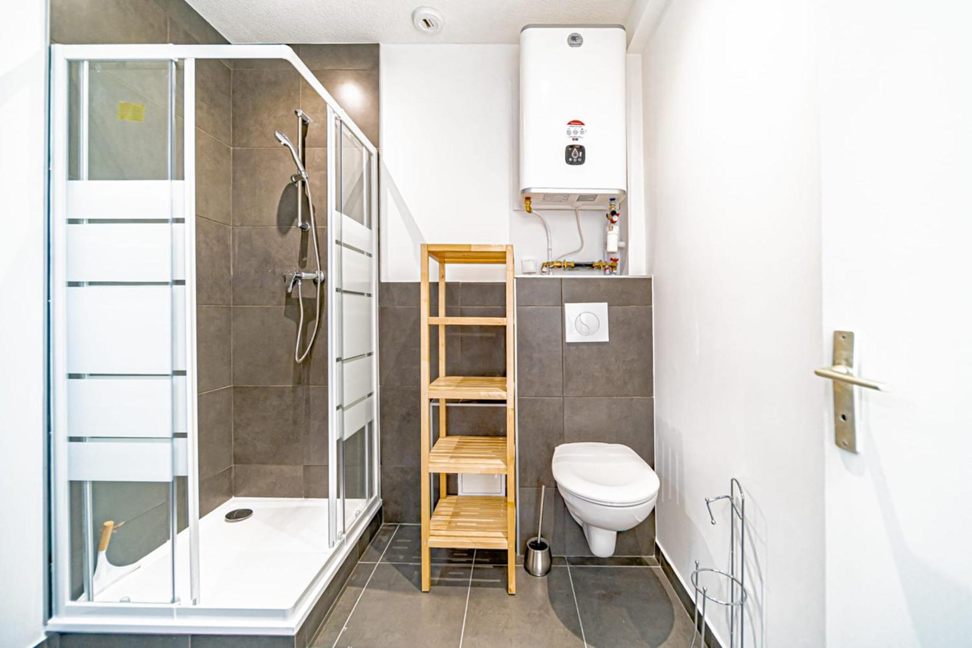Le Californie - Agreable Studio Renove Oullins Exterior photo